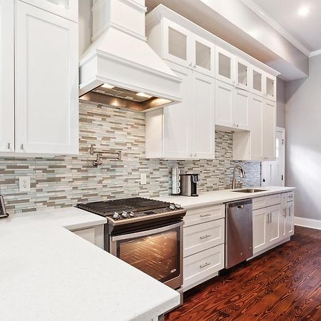 Amazing 3Bedroom Townhome, In Historic Dryade City Nova Orleães Exterior foto