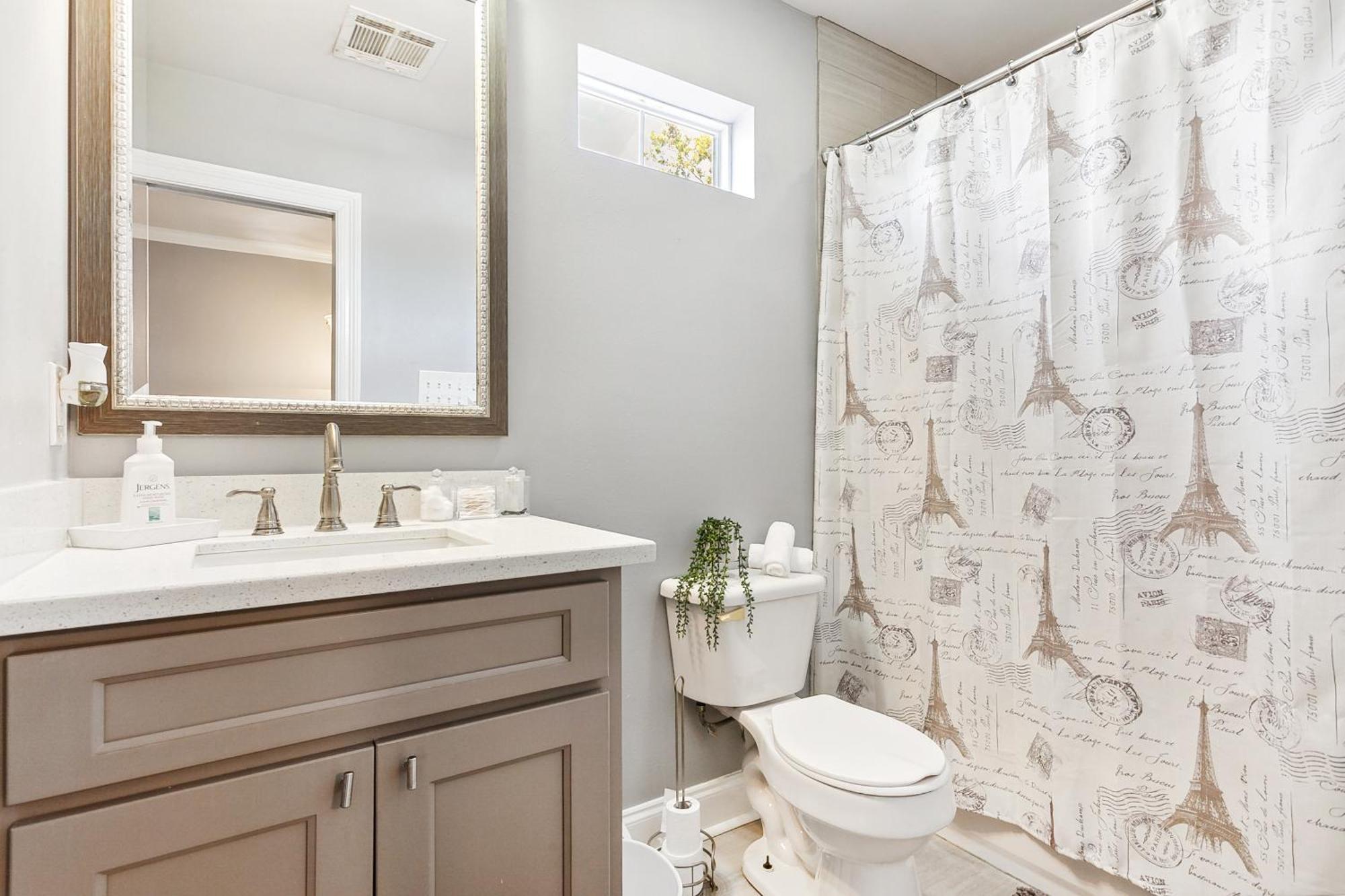 Amazing 3Bedroom Townhome, In Historic Dryade City Nova Orleães Exterior foto