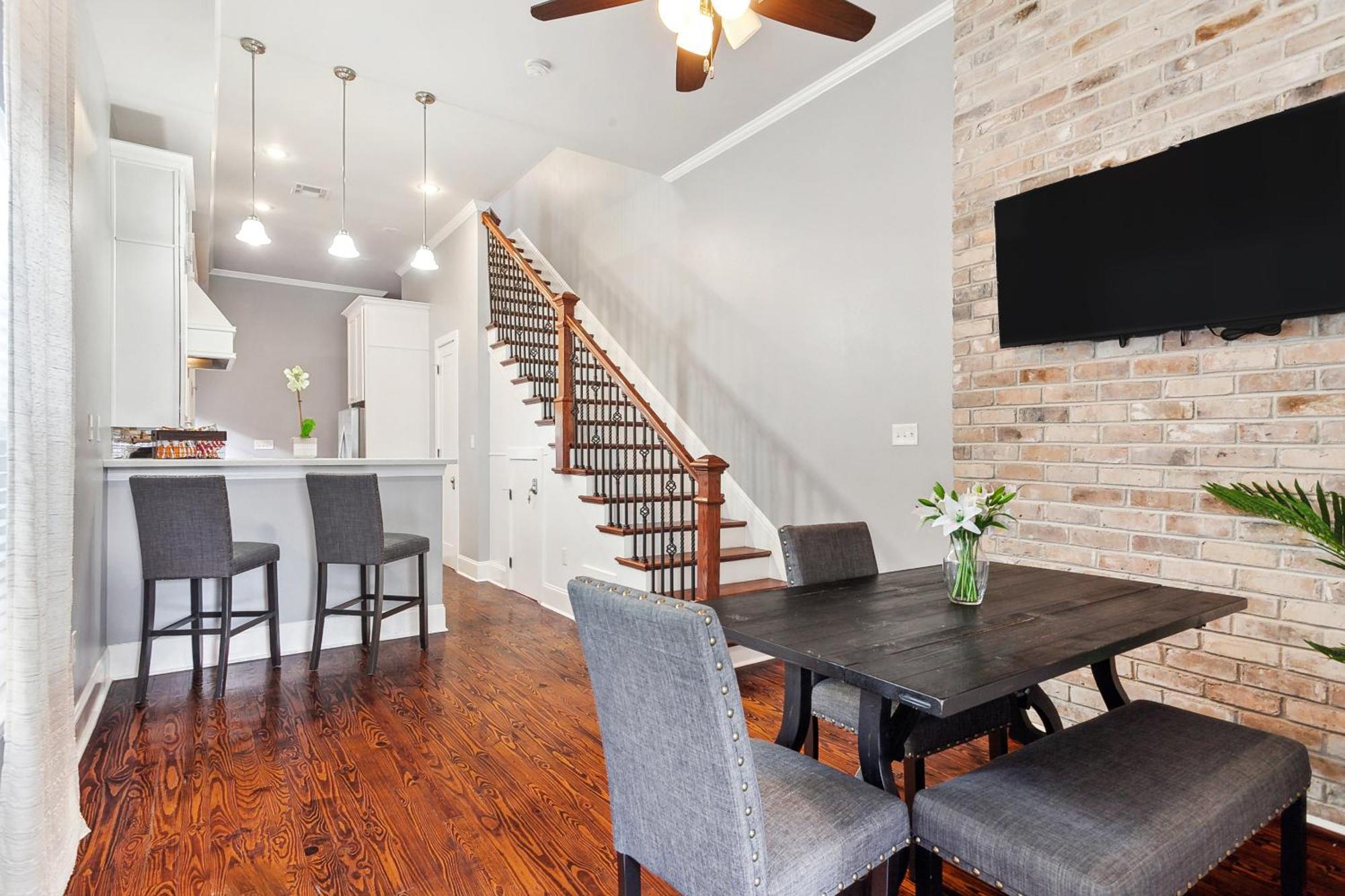 Amazing 3Bedroom Townhome, In Historic Dryade City Nova Orleães Exterior foto